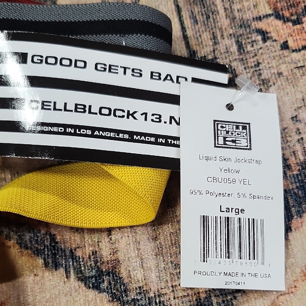 Cbu059 Cellblock 13 Liquud Skin Men's Black and Yellow Jockstrap With Zipper - Picture 3 of 6